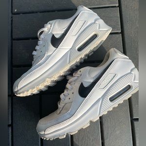 Nike Air Max 90 US7.5 Women’s